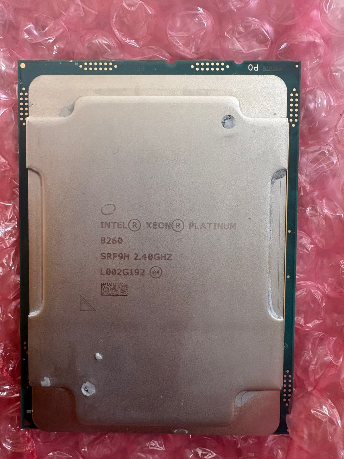 Intel Xeon Platinum 8260 SRF9H 2.4GHz 35.75MB